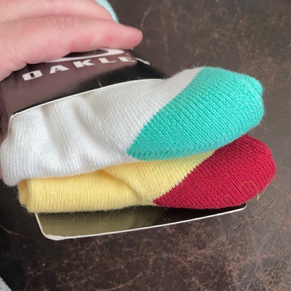 1 LEFT!Oakley crew socks two pack - Picture 3 of 3